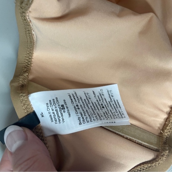 J.Crew Size XL Bikini TOP ONLY Beige Nude Keyhole Halter Neck Tie - Picture 3 of 5